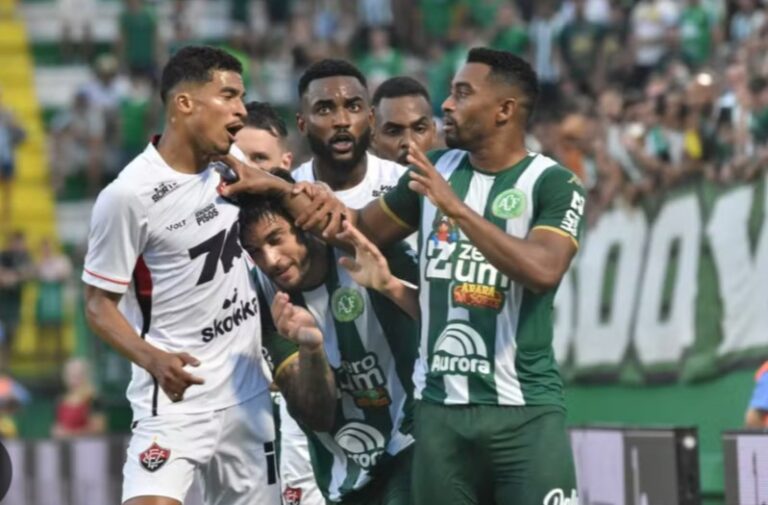 Prediksi Vitória vs Chapecoense: Performa, H2H, dan Susunan Pemain